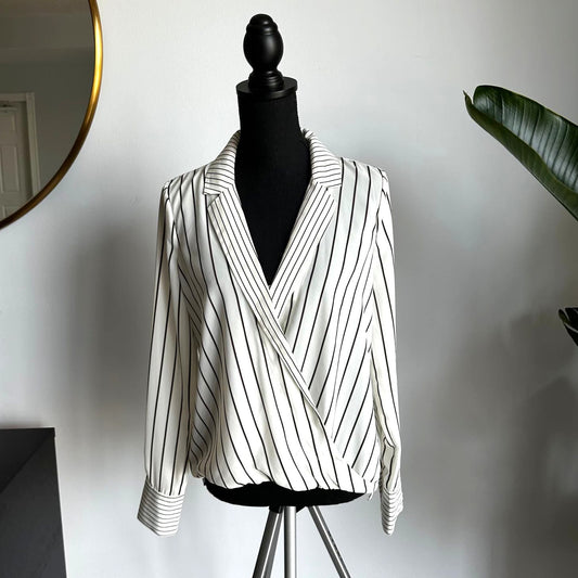 Bailey / 44 Off White with Black Stripes Blouse Sz S