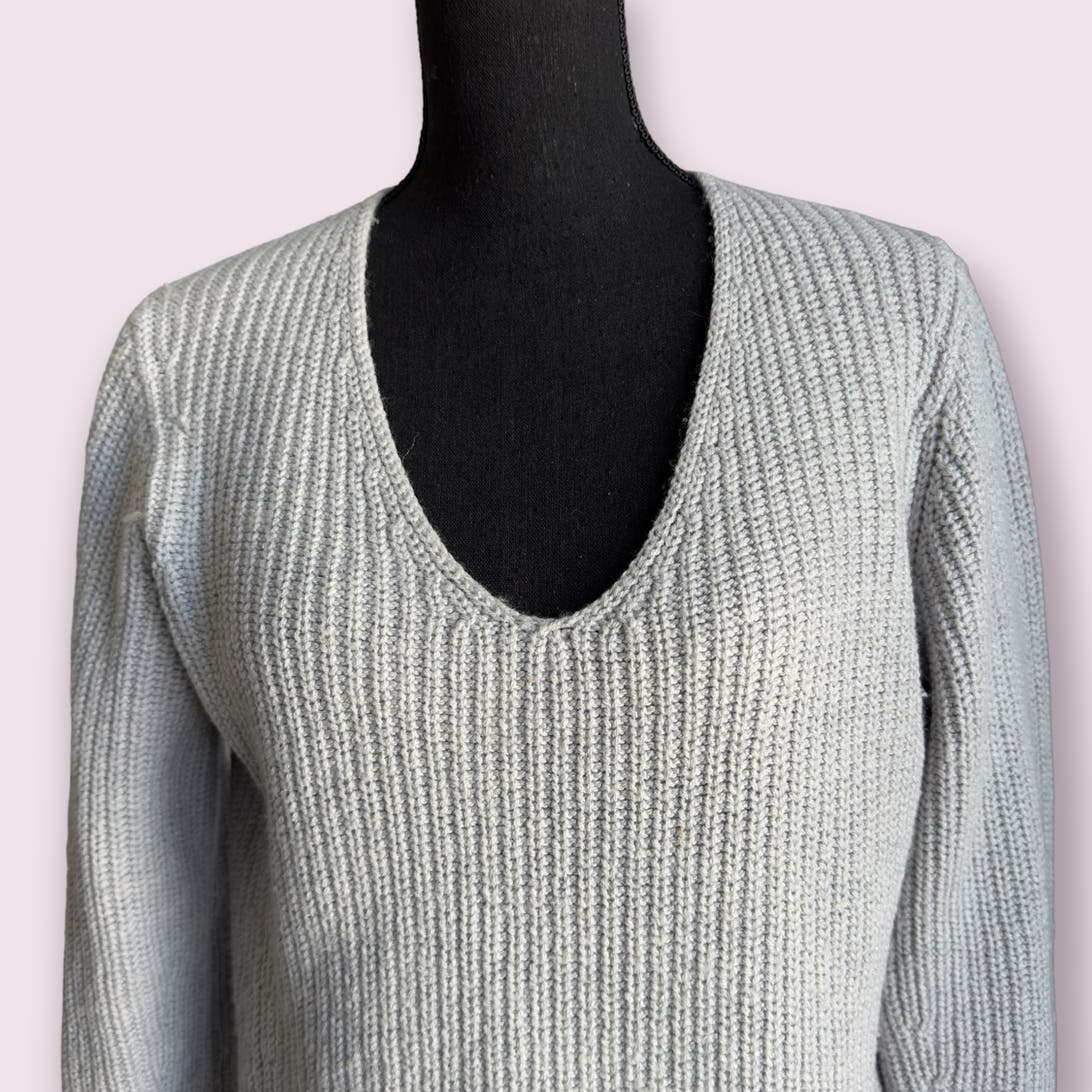 Three Dots Merino Wool Blend Gray V Neck Sweater Sz XS